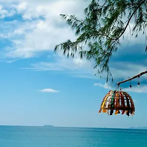 Lanta L.d. Beach Bungalow Resort